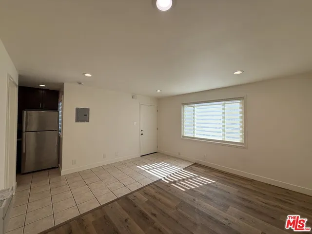 $2,200 | 2400 Vanderbilt Lane, Unit 2402D, Redondo Beach, CA 90278
