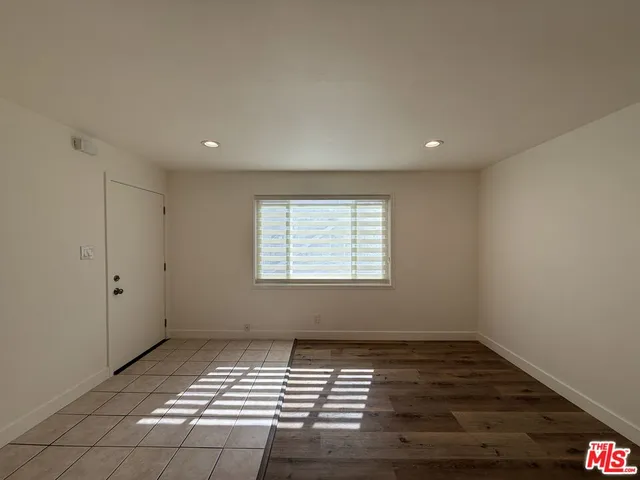 $2,200 | 2400 Vanderbilt Lane, Unit 2402D, Redondo Beach, CA 90278