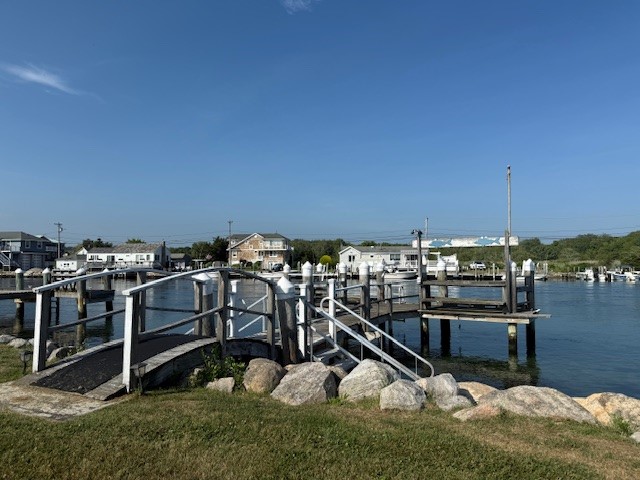 33 Breach Drive, Unit FRONT Westerly, RI 02891 - Photo 2 of 17