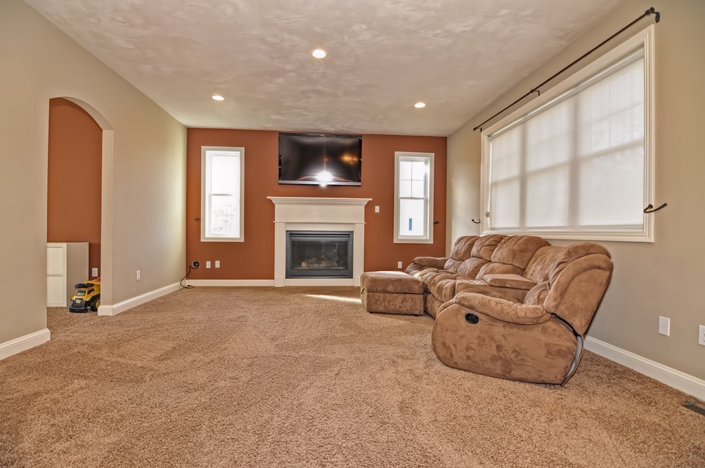 6 Ridge Road Wrentham, MA 02093 - Photo 15 of 28 Gallery Image 15