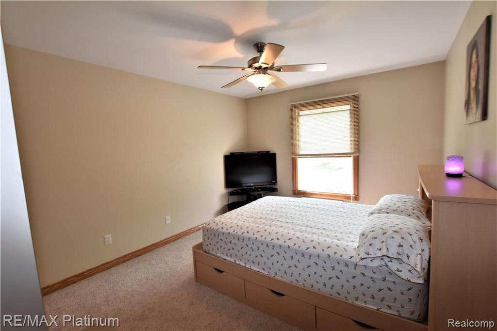2665 Tim Avenue Brighton, MI 48114 - Photo 16 of 26