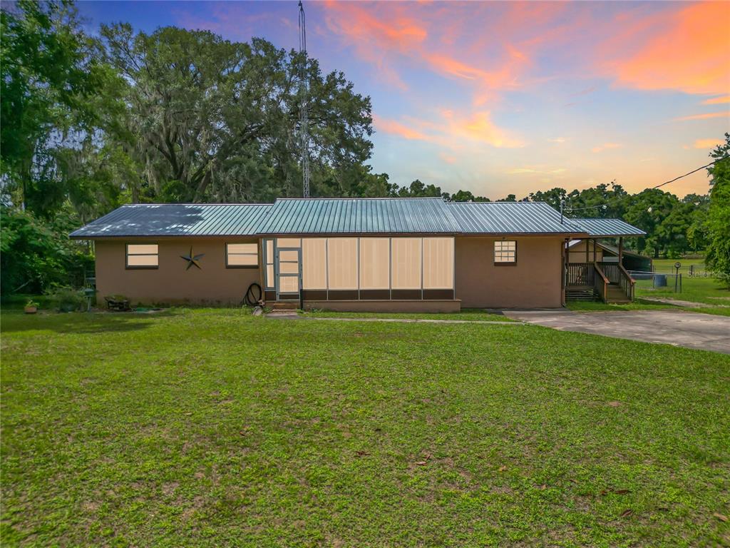 3040 Northeast 97th Street Road Anthony, FL 32617 - Photo 19 of 65