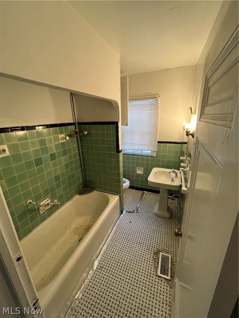 3701 Ingleside Road Shaker Heights, OH 44122 - Photo 8 of 31 Gallery Image 8