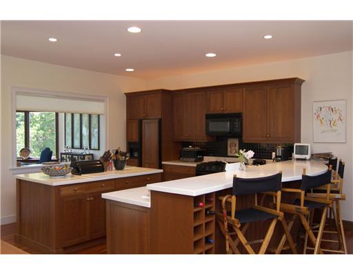 71 South Arnolda Road Charlestown, RI 02813 - Photo 9 of 12 Kitchen.