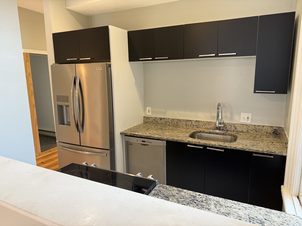 40 Crescent Avenue, Unit 3 Chelsea, MA 02150 - Photo 13 of 30