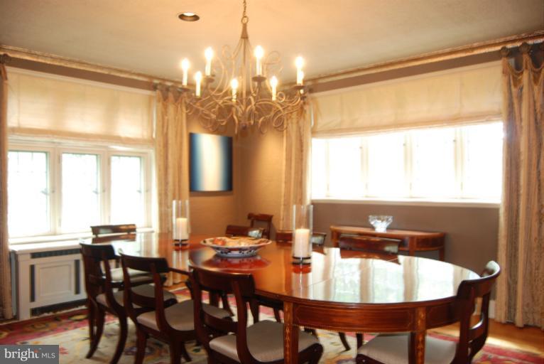 108 St Dunstans Road Baltimore, MD 21212 - Photo 20 of 25 Dining Room