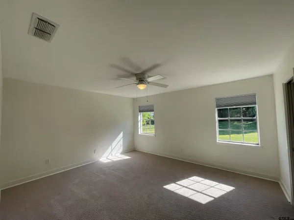 $2,500 | 15021 Hillview Road, Tyler, TX 75703