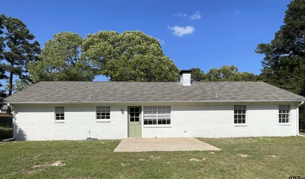 $2,500 | 15021 Hillview Road, Tyler, TX 75703