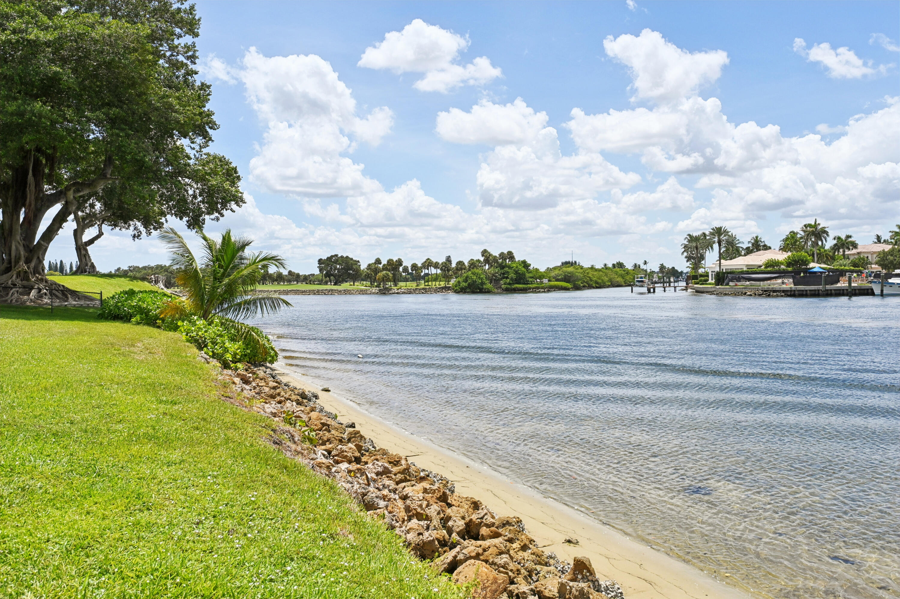 398 Golfview Road, Unit G North Palm Beach, FL 33408 - Photo 33 of 48 36-Intracoastal Community