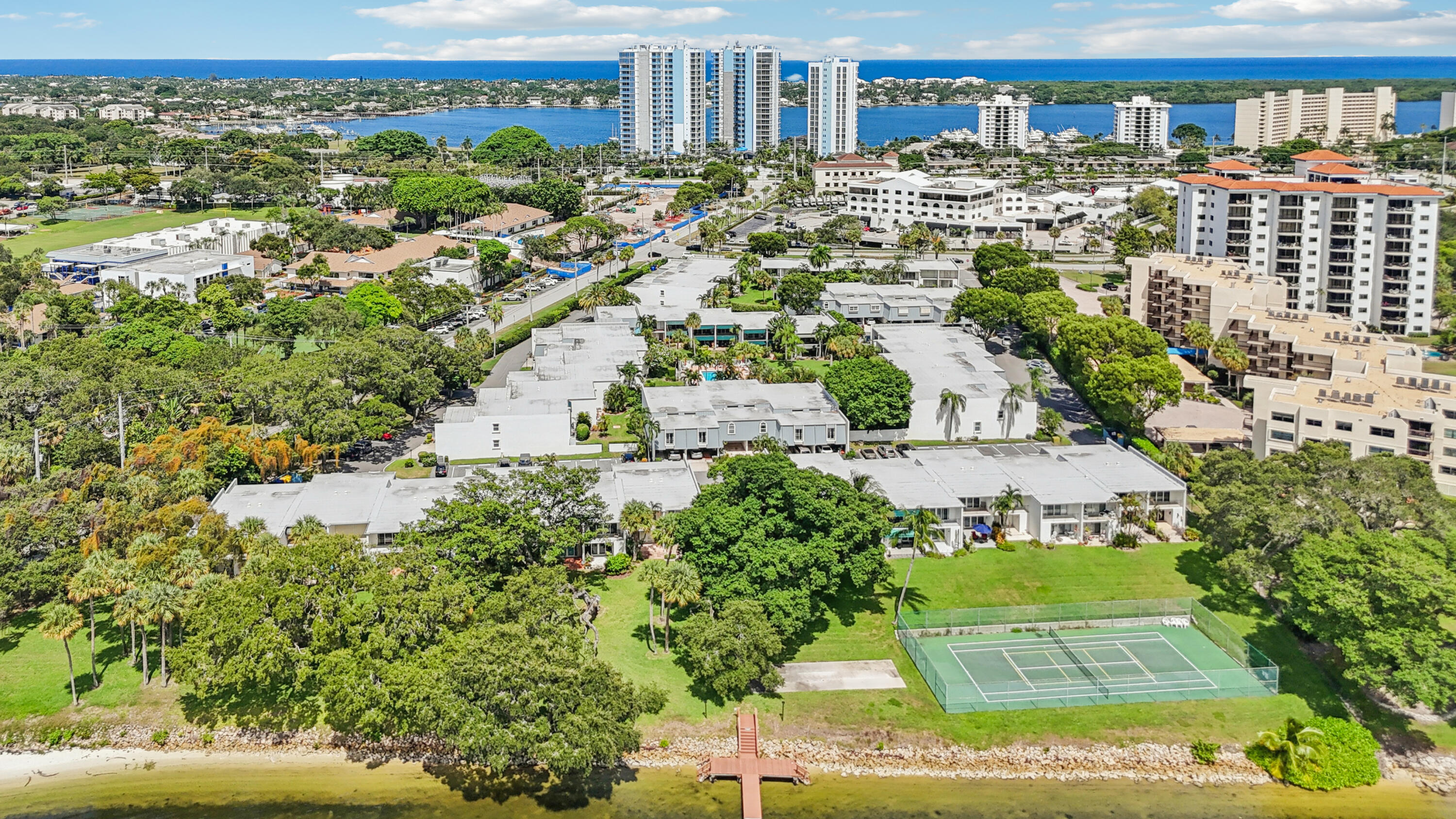 398 Golfview Road, Unit G North Palm Beach, FL 33408 - Photo 37 of 48 40-Near the Beach