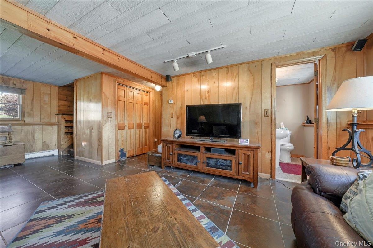 242 Prospect Road Monroe, NY 10950 - Photo 16 of 40 Gallery Image 16