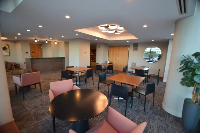 $2,600 | 1235 South Prairie Avenue, Unit 3206, Chicago, IL 60605