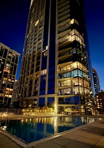 $2,600 | 1235 South Prairie Avenue, Unit 3206, Chicago, IL 60605