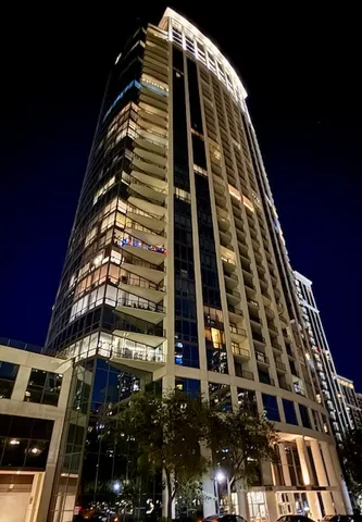 $2,600 | 1235 South Prairie Avenue, Unit 3206, Chicago, IL 60605