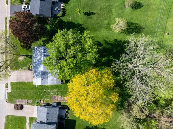 $314,900 | 2625 Fairhaven Road, Davenport, IA 52803