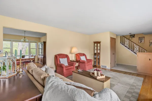 $314,900 | 2625 Fairhaven Road, Davenport, IA 52803