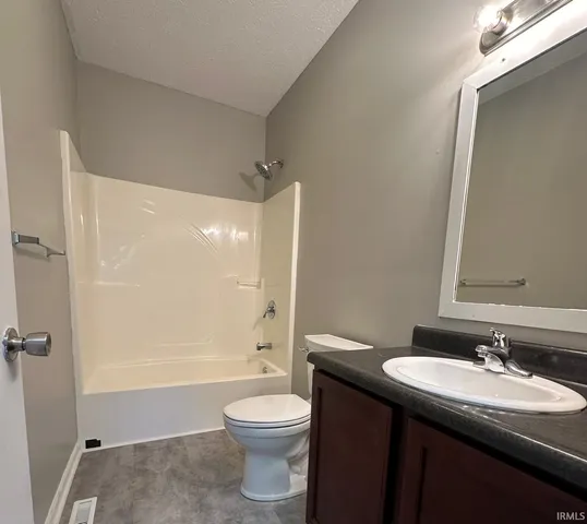 $2,000 | 2310 South Madison Street, Bloomington, IN 47403