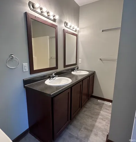 $2,000 | 2310 South Madison Street, Bloomington, IN 47403