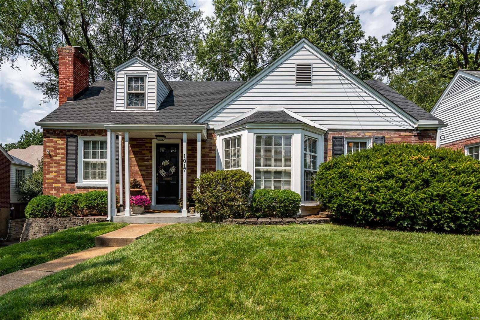 1017 North Geyer Road St. Louis, MO 63122 - Photo 1 of 24 Gallery Image 1