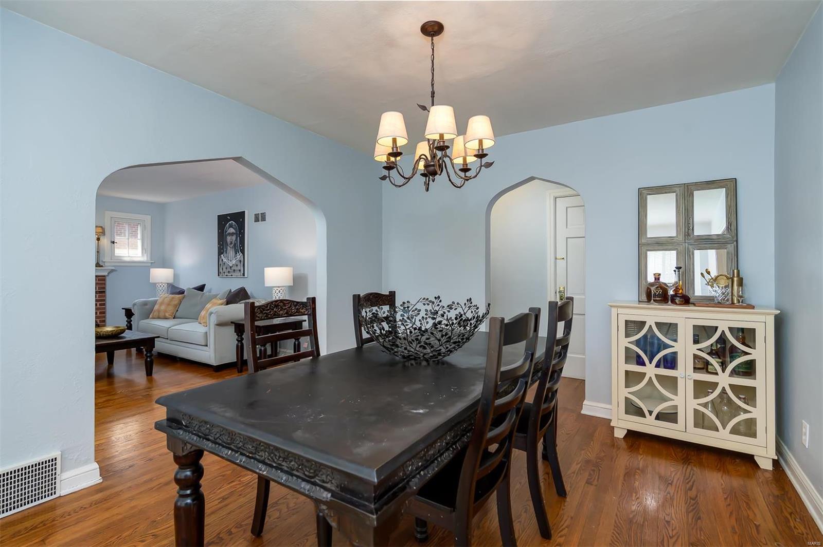 1017 North Geyer Road St. Louis, MO 63122 - Photo 4 of 24 Gallery Image 4