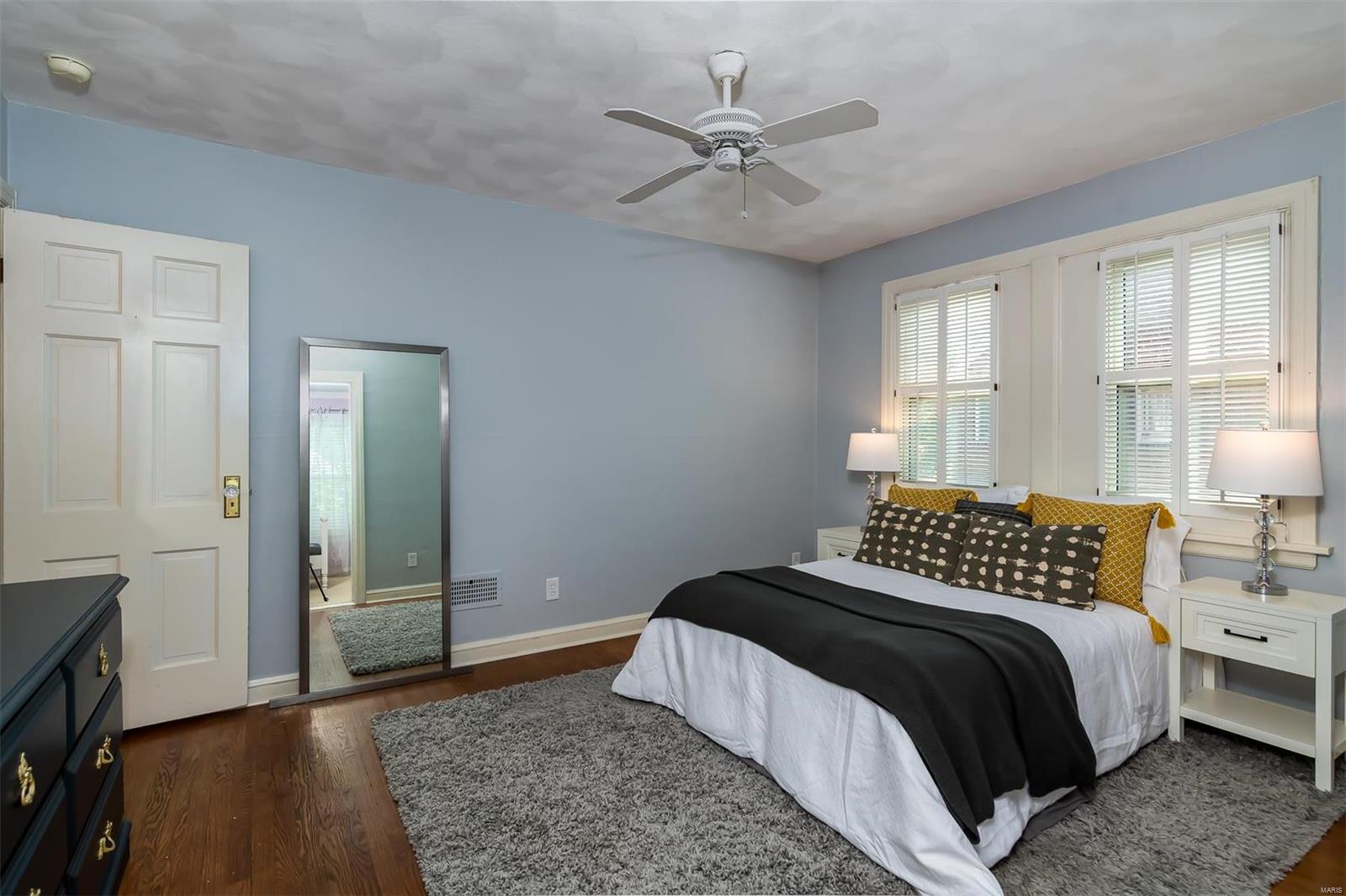 1017 North Geyer Road St. Louis, MO 63122 - Photo 9 of 24 Gallery Image 9