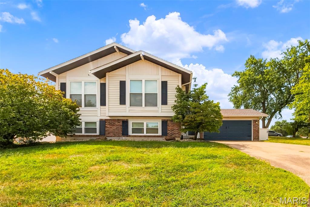 1128 Spencer Road St. Peters, MO 63376 - Photo 2 of 63 Gallery Image 2