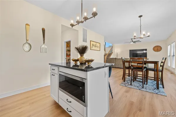 $440,000 | 211 Grand Vista Court, Edwardsville, IL 62025