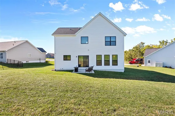 $440,000 | 211 Grand Vista Court, Edwardsville, IL 62025