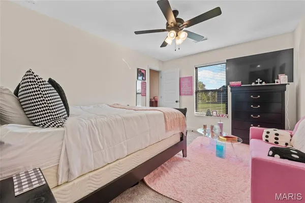 $440,000 | 211 Grand Vista Court, Edwardsville, IL 62025