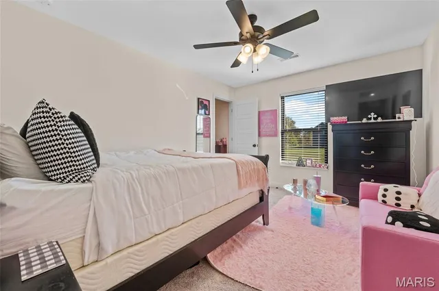 $479,000 | 211 Grand Vista Court, Edwardsville, IL 62025