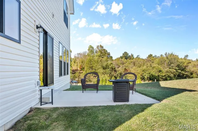 $479,000 | 211 Grand Vista Court, Edwardsville, IL 62025