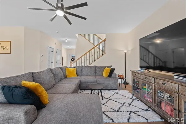 $440,000 | 211 Grand Vista Court, Edwardsville, IL 62025