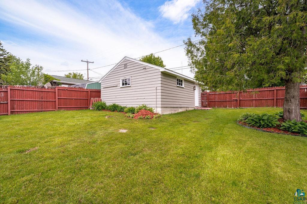 5211 Oneida Street Duluth, MN 55804 - Photo 31 of 40