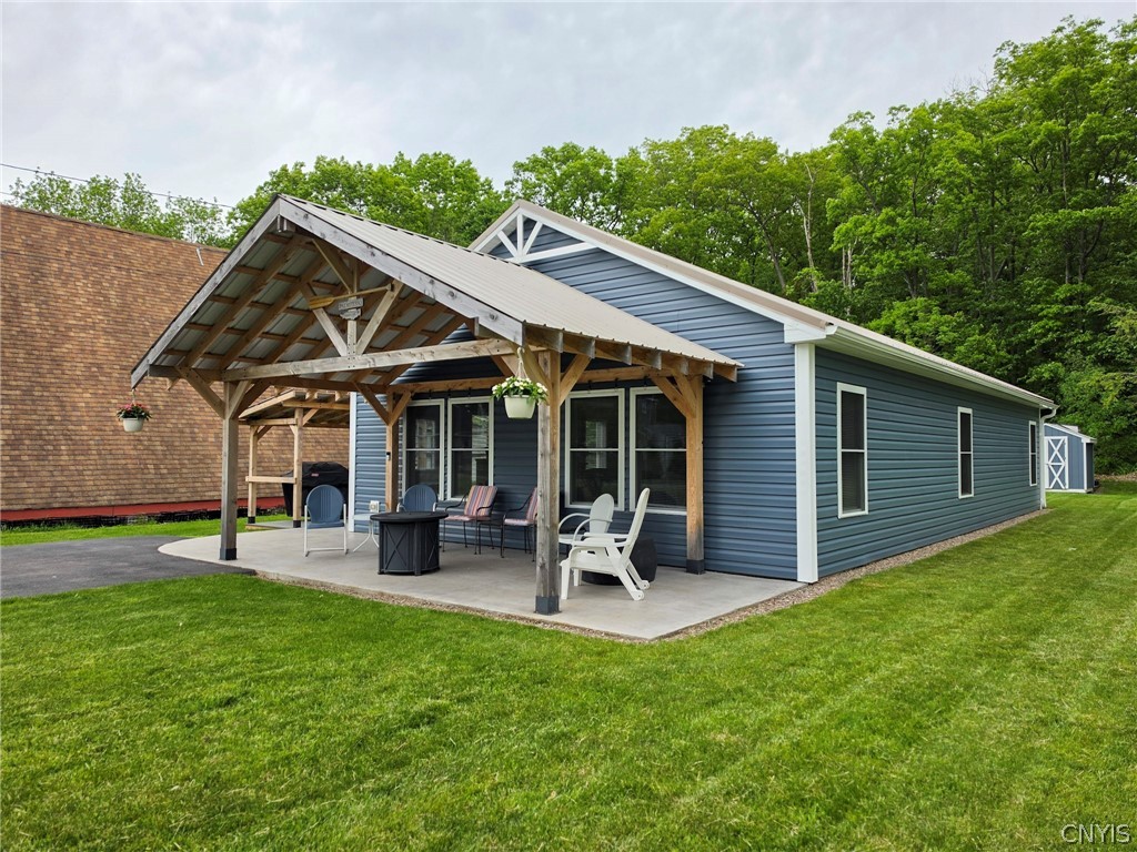 6394 Lakeshore Road South Verona, NY 13032 - Photo 27 of 33