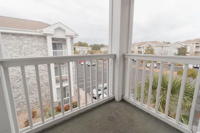 $1,350 | 4729 Wild Iris Drive, Unit 301, Myrtle Beach, SC 29577
