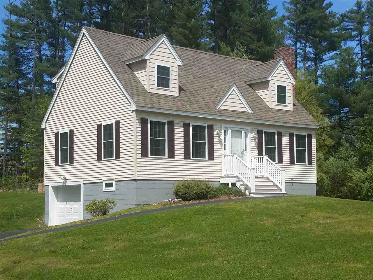 5 Glance Road Windham, NH 03087 - Photo 1 of 18