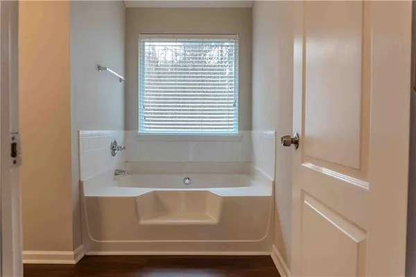 $2,900 | 11037 Southwood Drive, Hampton, GA 30228