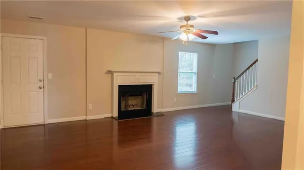 $2,900 | 11037 Southwood Drive, Hampton, GA 30228