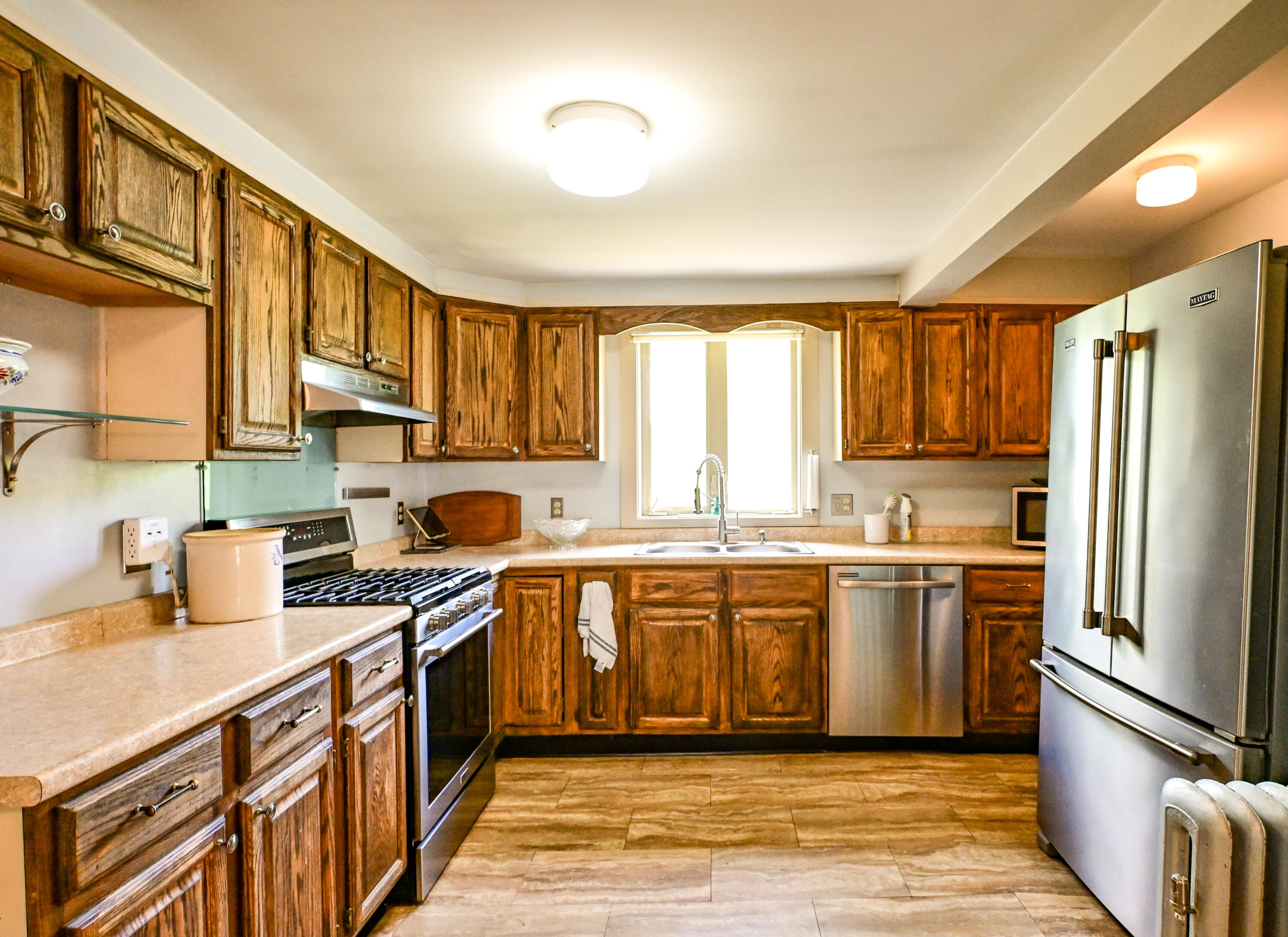 18 Locust Street Westbrook, ME 04092 - Photo 2 of 63 18LocustSt-26