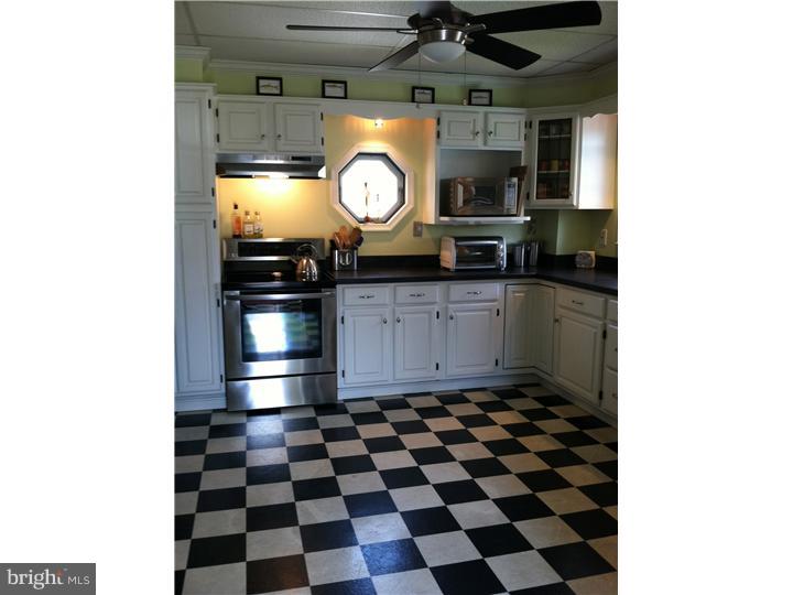 308 Easton Road Riegelsville, PA 18077 - Photo 11 of 25 Kitchen