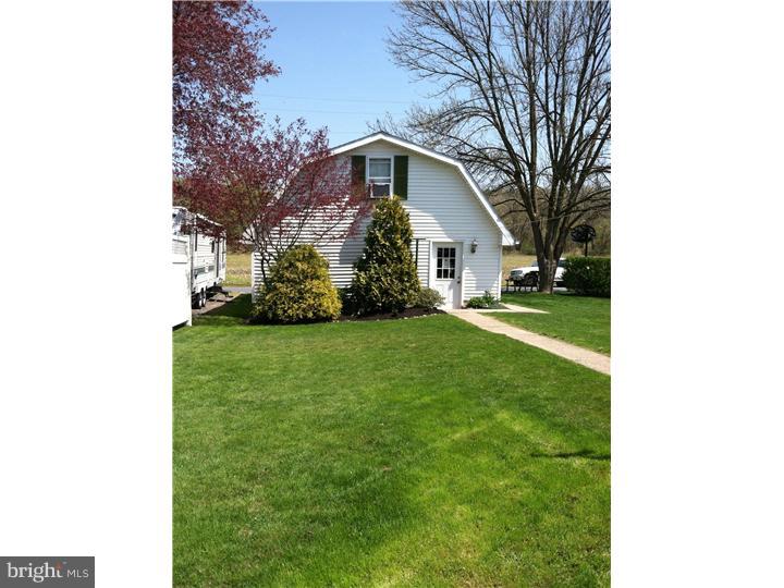 308 Easton Road Riegelsville, PA 18077 - Photo 19 of 25 Garage