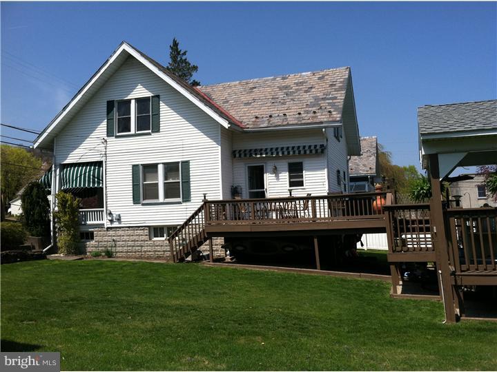 308 Easton Road Riegelsville, PA 18077 - Photo 24 of 25 Side Yard