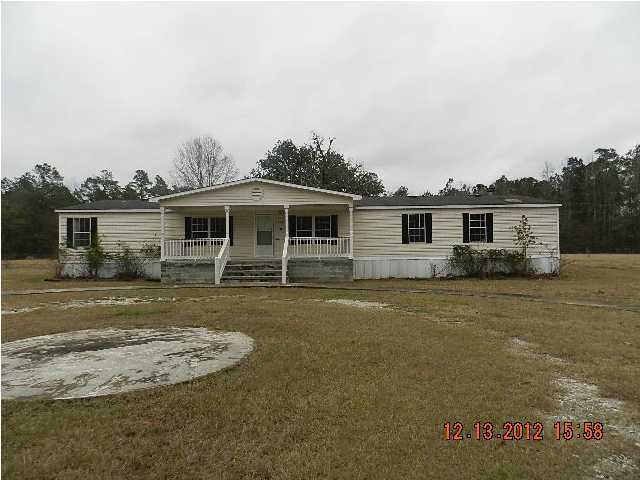 526 John Gatlin Road Bonneau, SC 29431 - Photo 1 of 4 Primary Photo