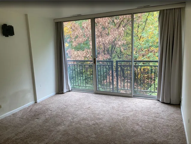 $1,593 | 1811 Four Lakes Avenue, Unit 4E, Lisle, IL 60532