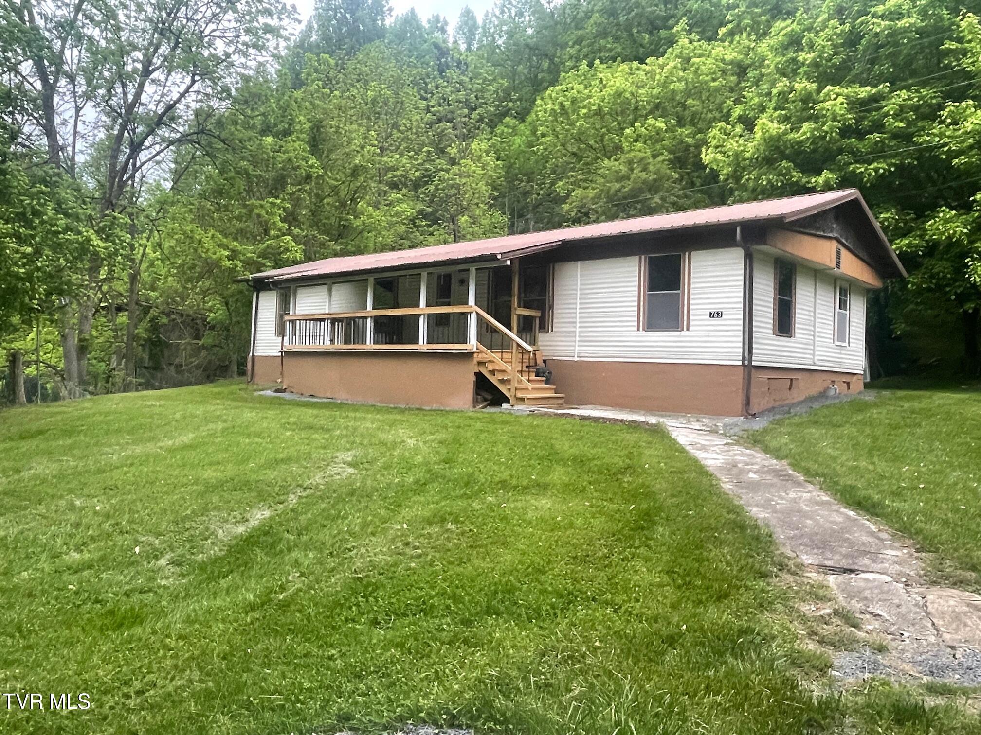 763 Sloantown Road Duffield, VA 24244 - Photo 20 of 22 Sloan 29