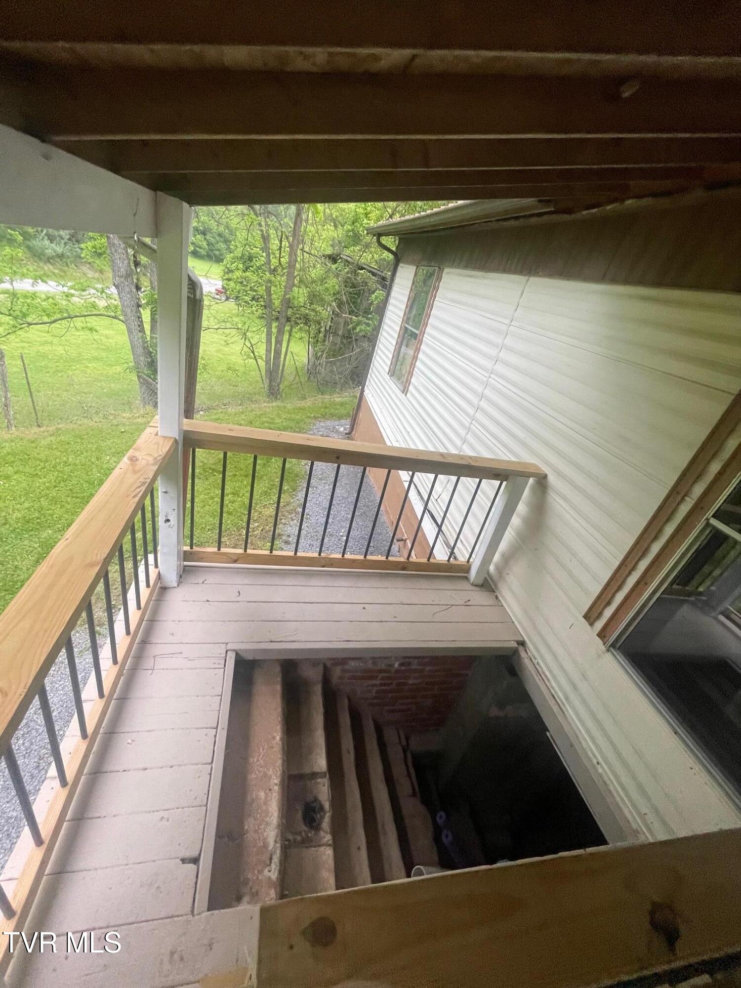 763 Sloantown Road Duffield, VA 24244 - Photo 22 of 22 Sloan 32