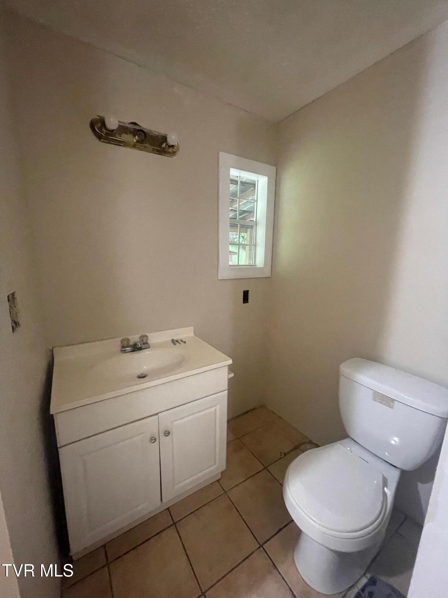 763 Sloantown Road Duffield, VA 24244 - Photo 6 of 22 Sloan 11