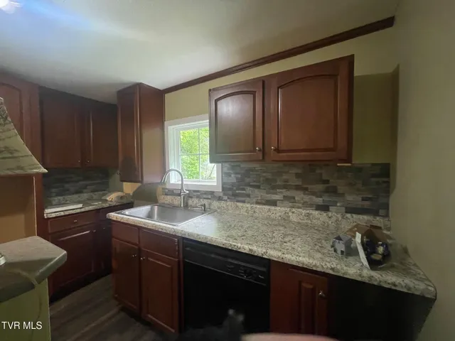 $119,000 | 763 Sloantown Road, Duffield, VA 24244