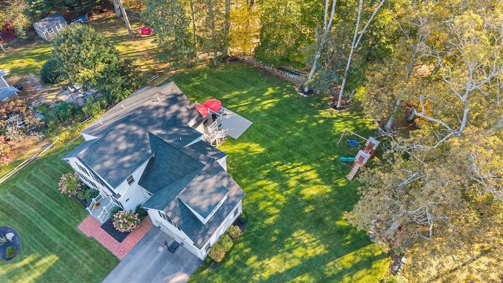 7 Heather Drive Andover, MA 01810 - Photo 39 of 42 a view of a flower in a garden