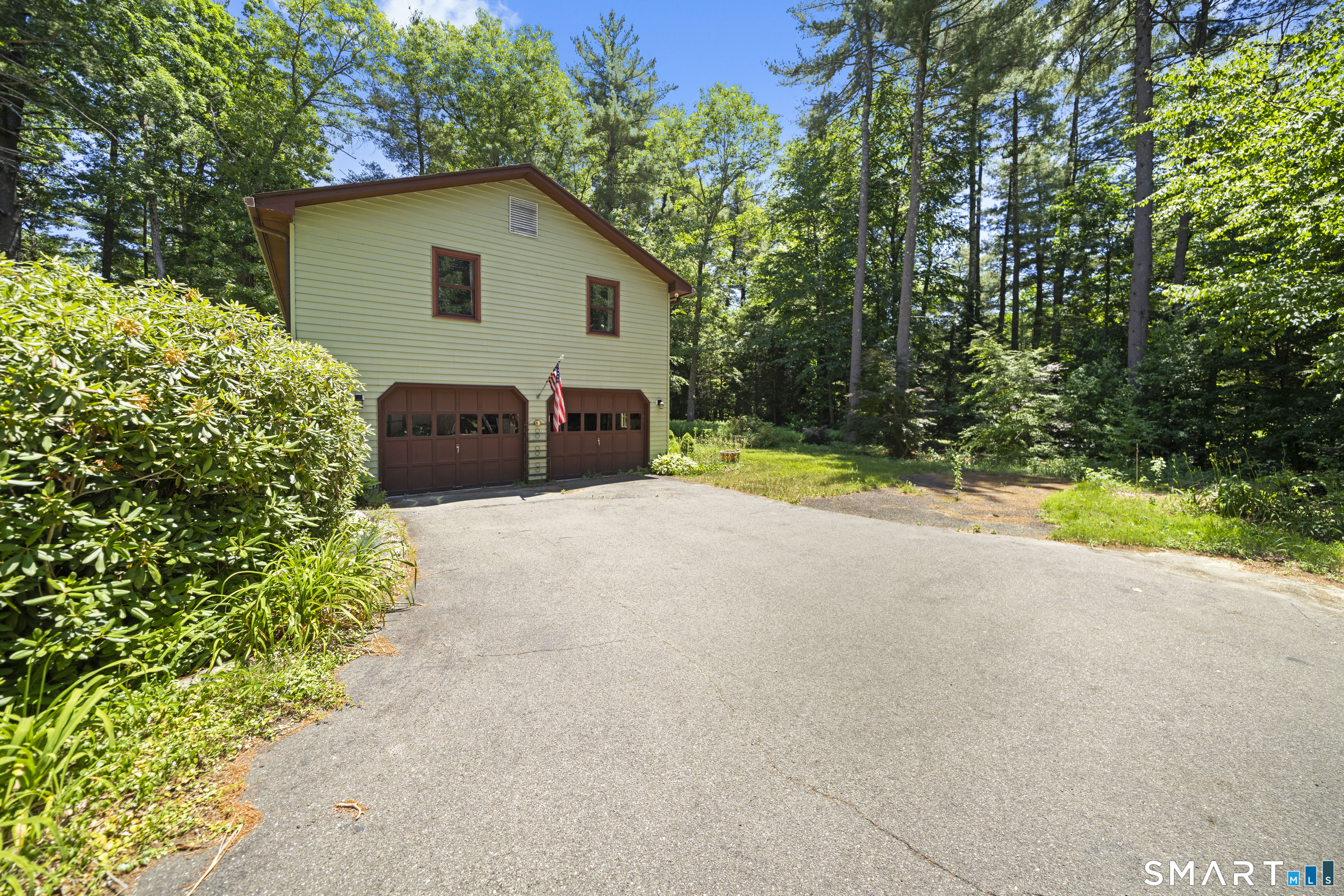 81 Buttles Road Granby, CT 06035 - Photo 3 of 39